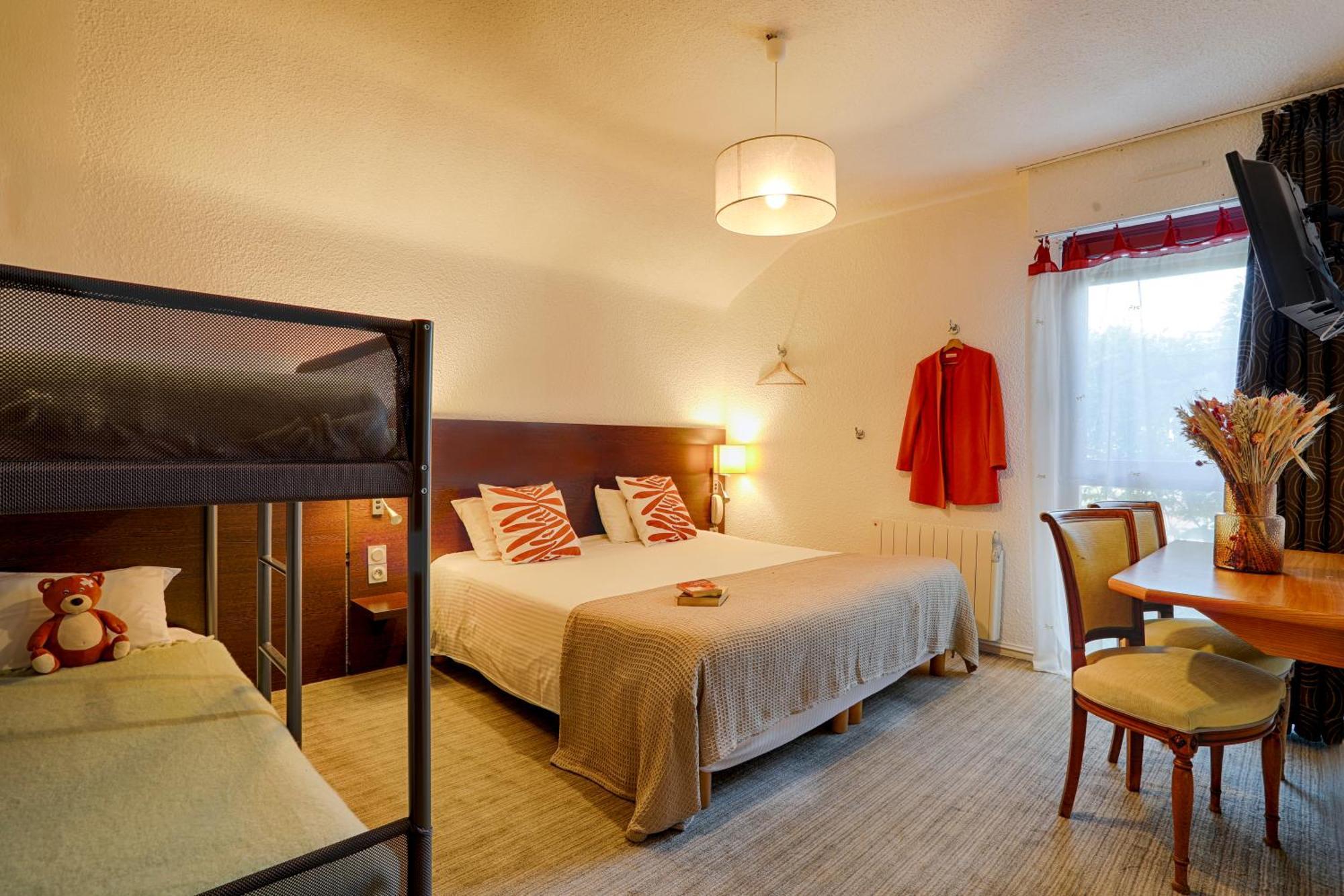 Hotel Le Branhoc - Brit Hotel Auray Exterior foto